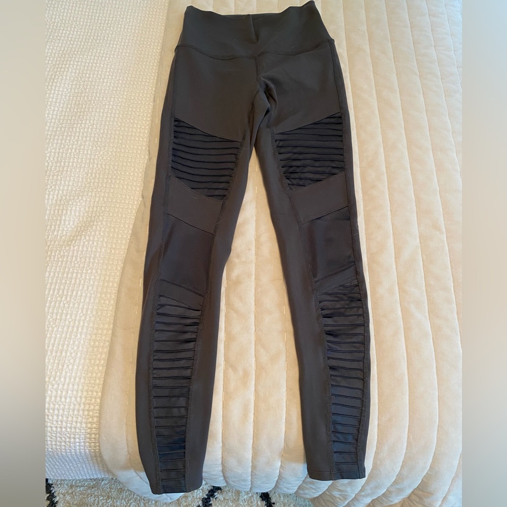 Alo Moto Leggings